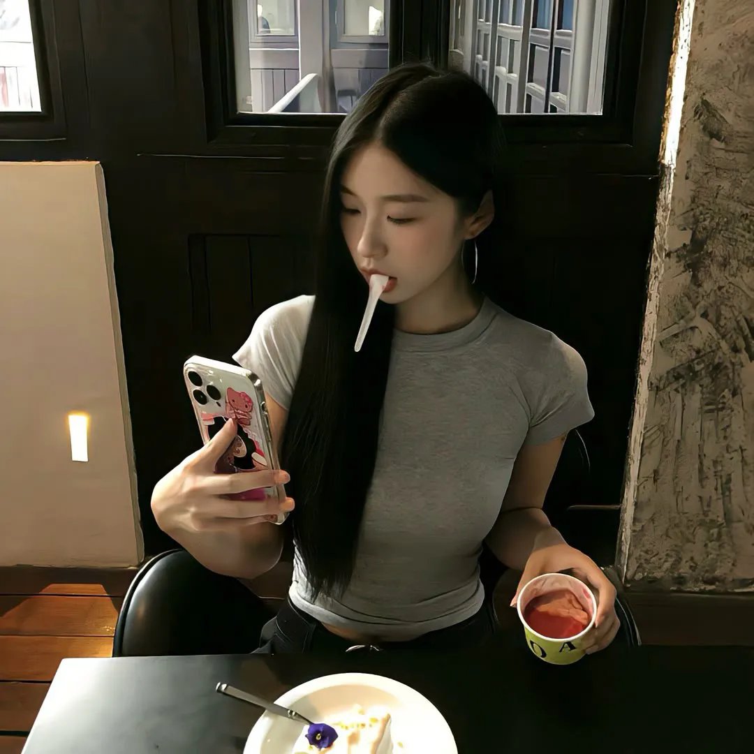 虚拟情人封面